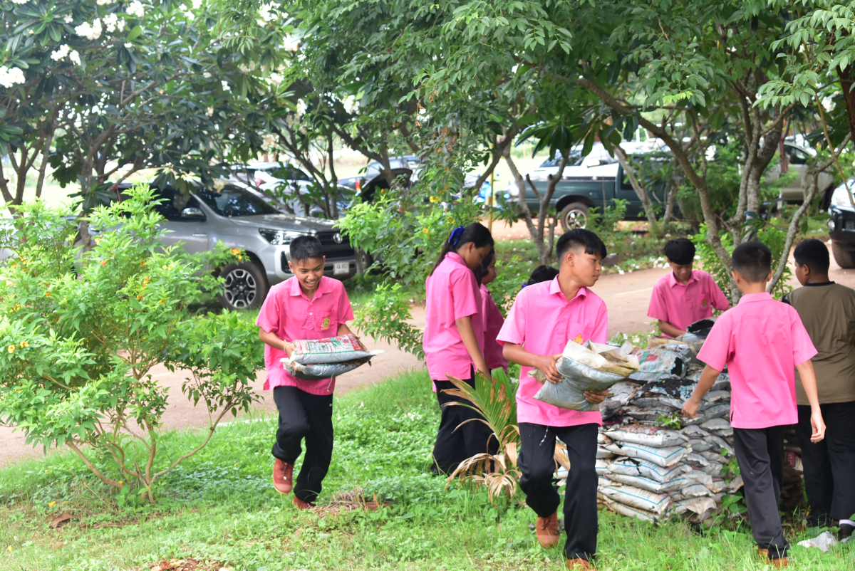 โครงการปลูกไม้ดอกไม้ประดับ