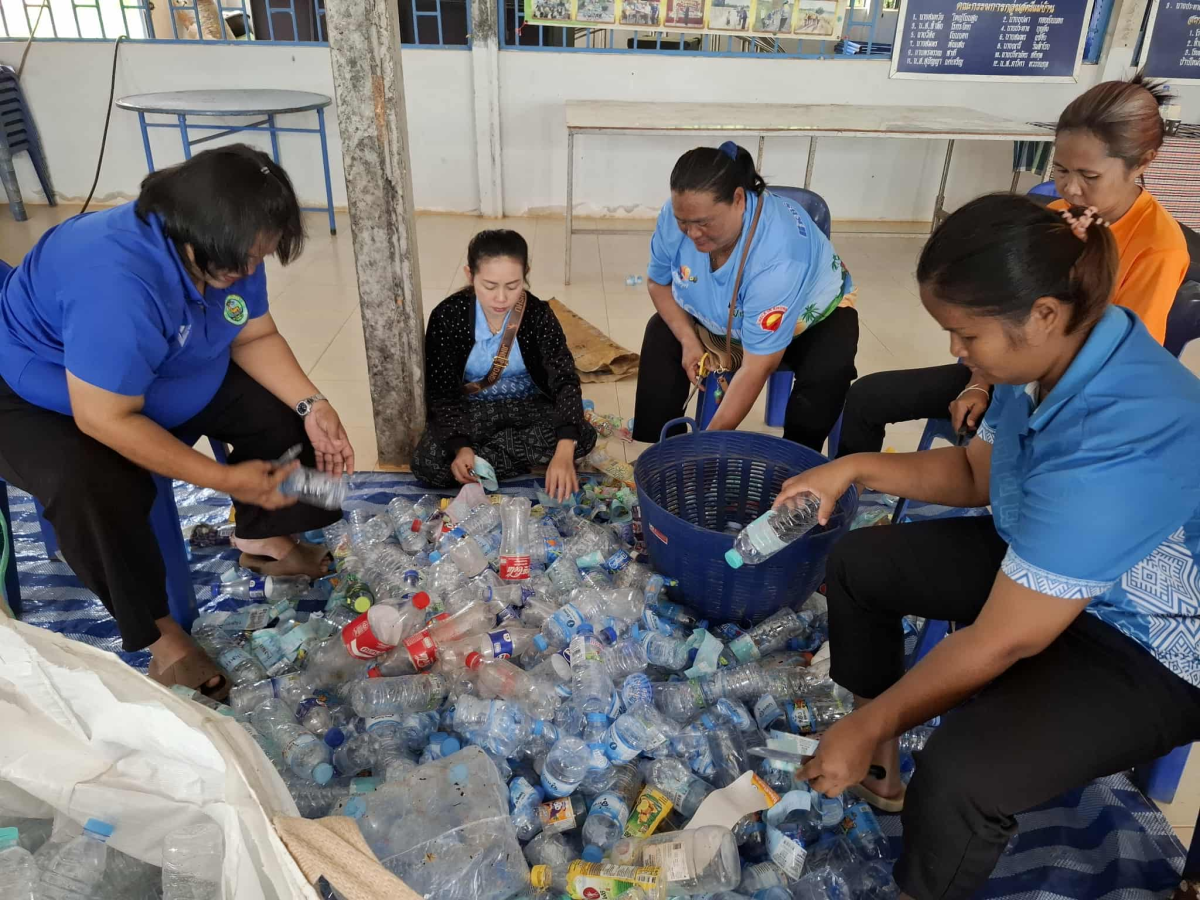 โครงการลดปริมาณขยะ รักษาสิ่งเเวดล้อม